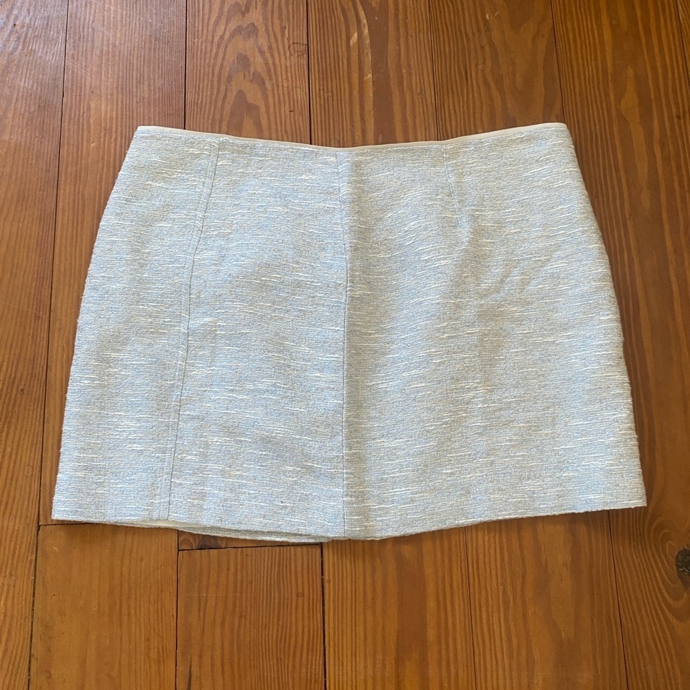NWT Kenneth Cole New York Mini Skirt Silver Metallic